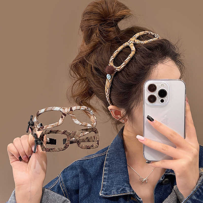 ที่คาดผมทรงแว่นตาสไตล์ตะวันตกส - Women Accessories Photos บทวิจารณ์และราคา