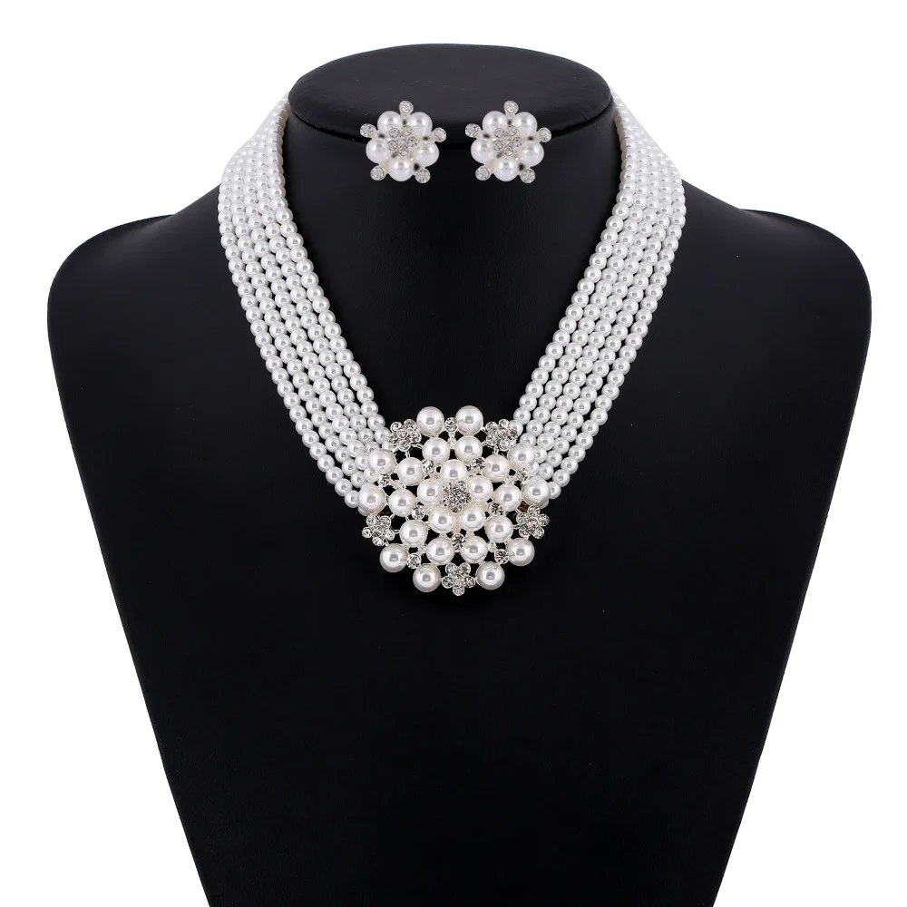 Audrey Hepburn ชุดเครื่องประดั - Women'S Accessories In The 1950S บทวิจารณ์และราคา
