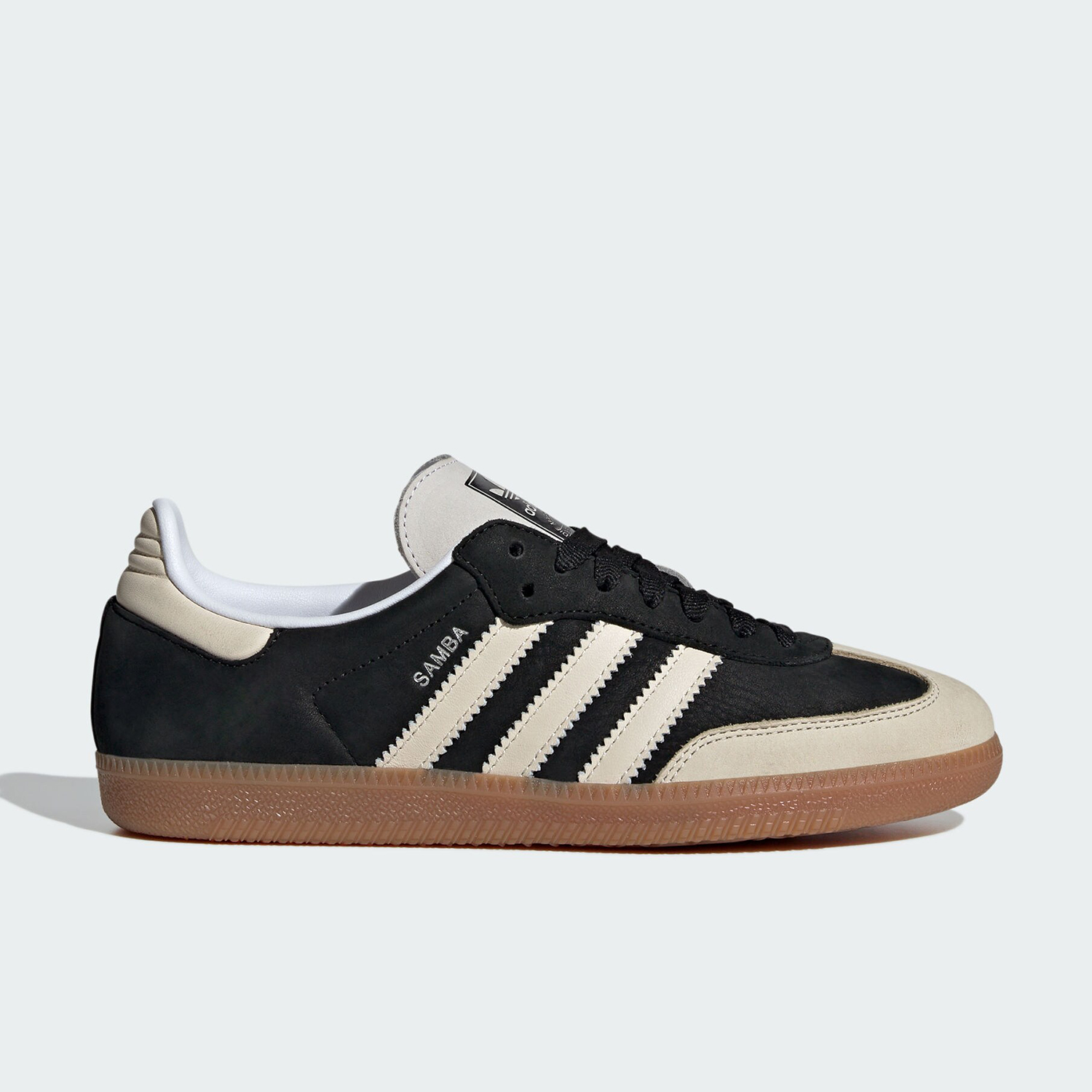 Adidas รองเท้ากีฬาและรองเท้าพั - Women'S Accessories Adidas บทวิจารณ์และราคา