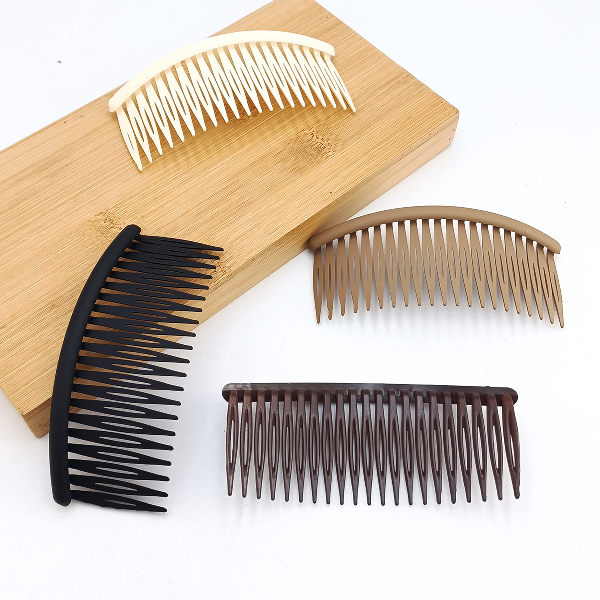 1/12 PCS ผู้หญิงหวีผมขนาดใหญ่  - Women Accessories Aesthetic บทวิจารณ์และราคา
